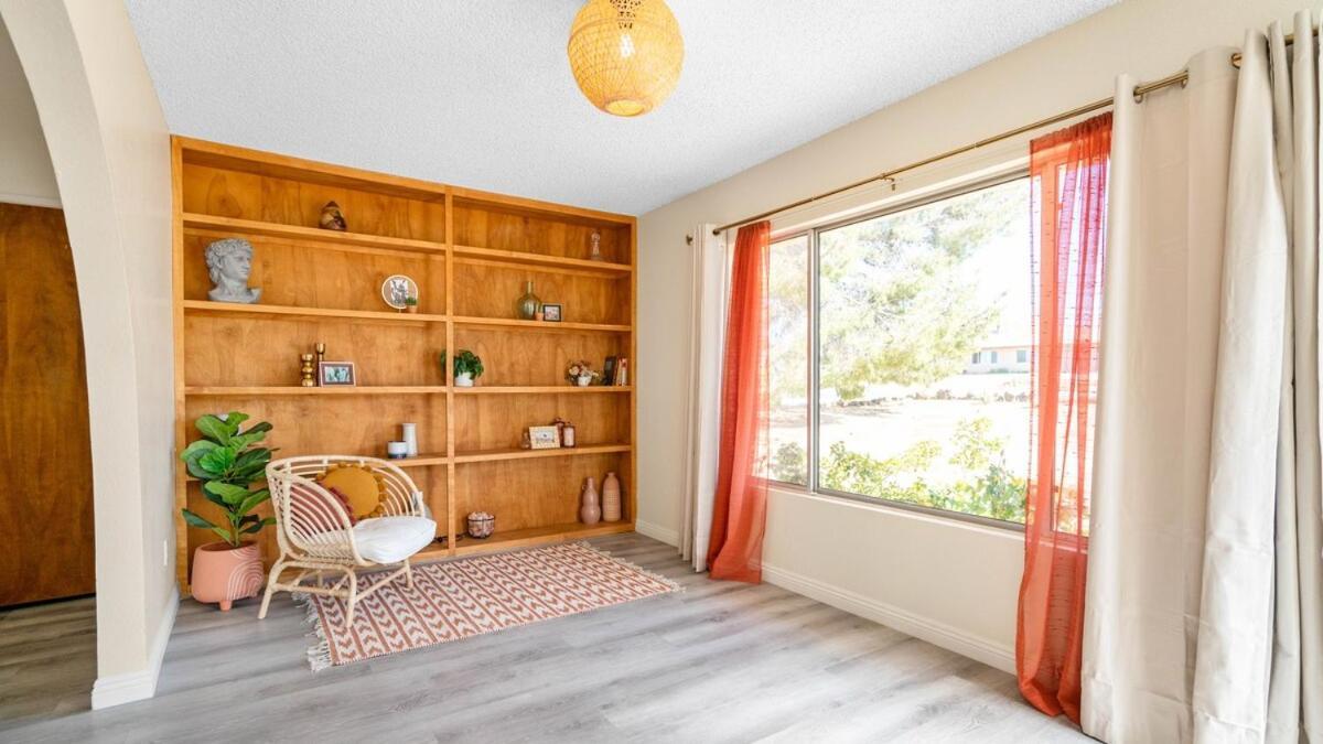 Pet Friendly Starburst House Villa Yucca Valley Exteriör bild